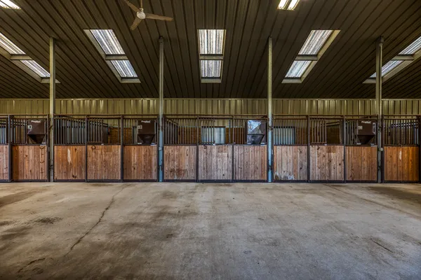 $3,400,000 | 6892 Palm Road, Sealy, TX 77474