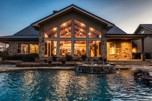 $3,400,000 | 6892 Palm Road, Sealy, TX 77474