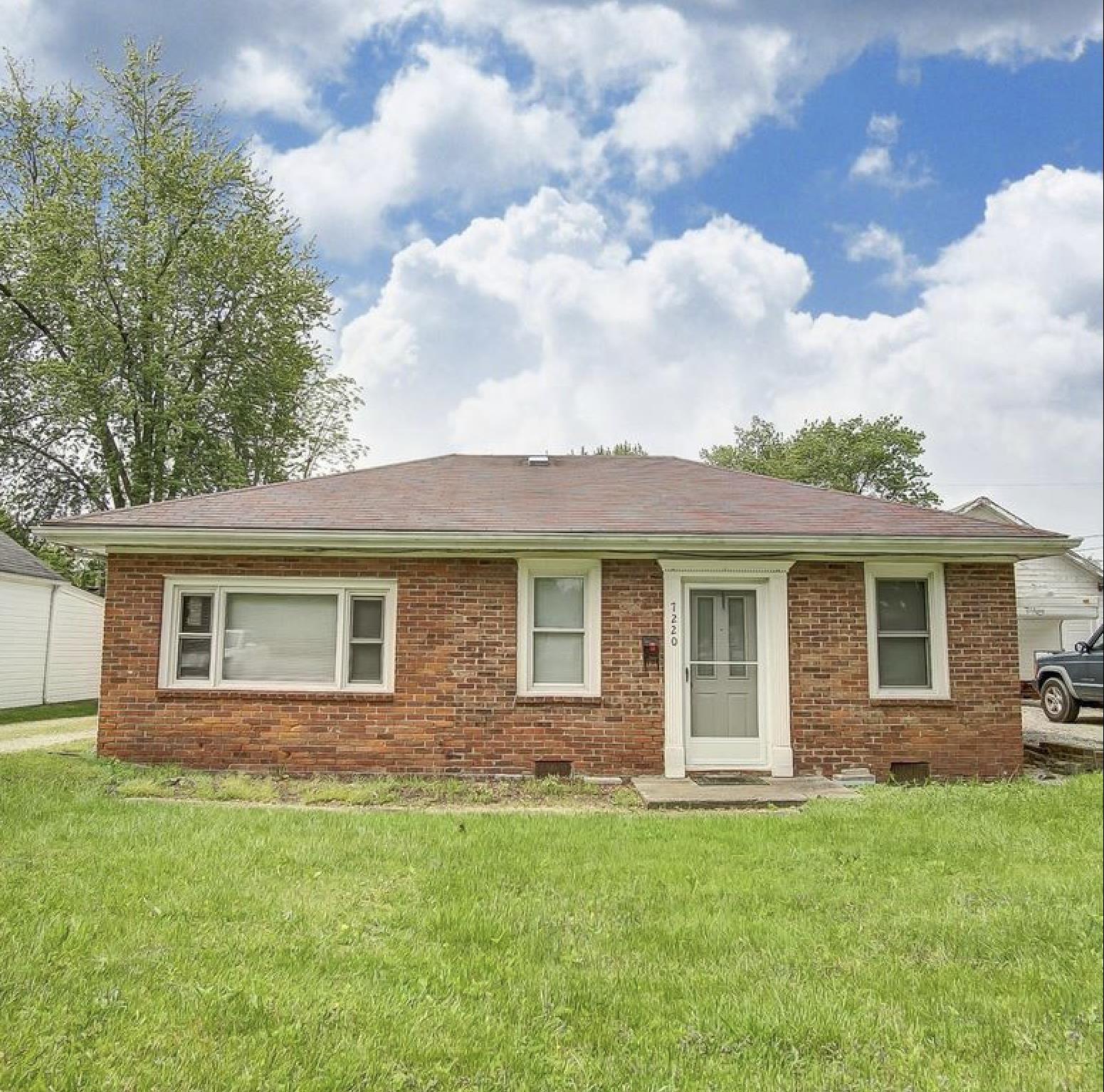 7220 Old Trail Road Fort Wayne, IN 46809 - Photo 1 of 21