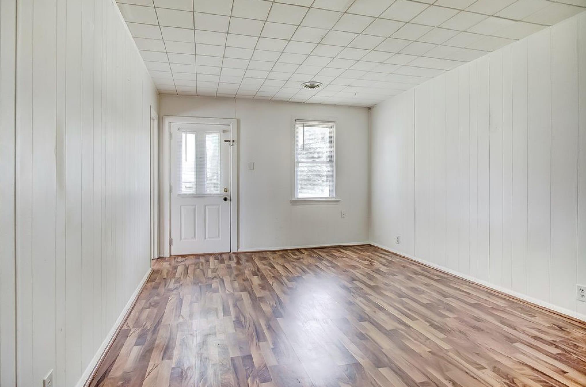 7220 Old Trail Road Fort Wayne, IN 46809 - Photo 4 of 21