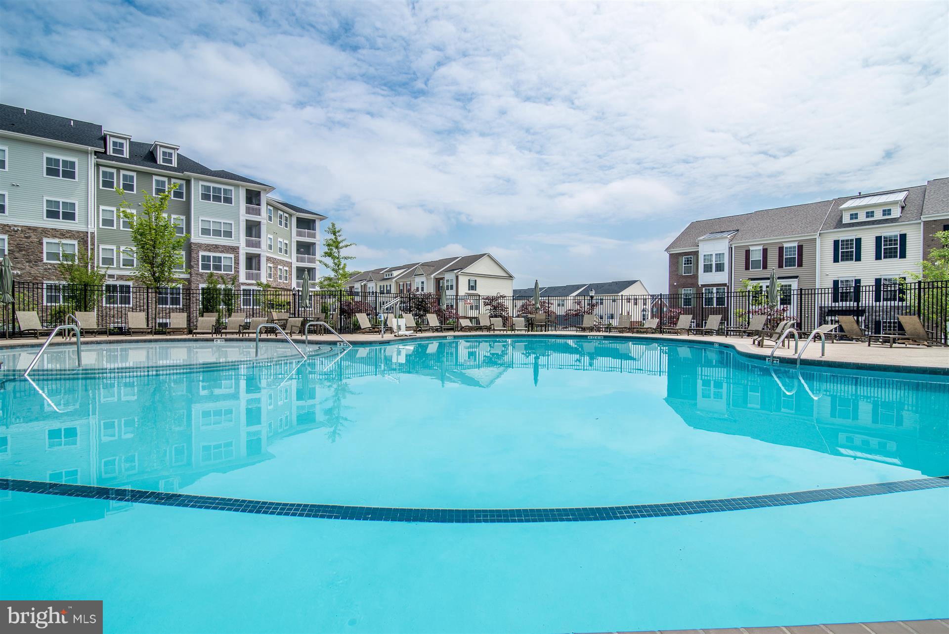 7837 Wormans Mill Road Frederick, MD 21701 - Photo 29 of 30 Market Square - Community Pool