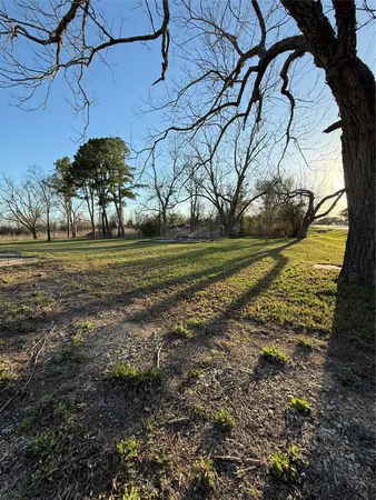 $135,000 | 1304 East Cameron Avenue, Rockdale, TX 76567