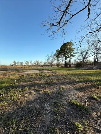 $135,000 | 1304 East Cameron Avenue, Rockdale, TX 76567