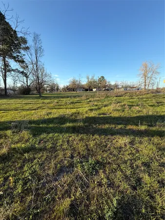 $135,000 | 1304 East Cameron Avenue, Rockdale, TX 76567