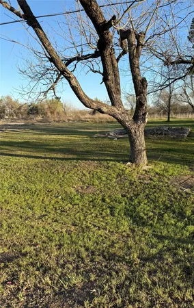 $135,000 | 1304 East Cameron Avenue, Rockdale, TX 76567