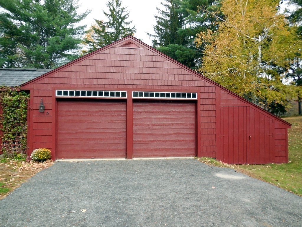 15 East Hill Road Brimfield, MA 01010 - Photo 3 of 30 Gallery Image 3