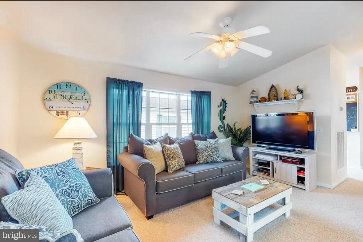 233 Dolphin Drive Berlin, MD 21811 - Photo 3 of 25