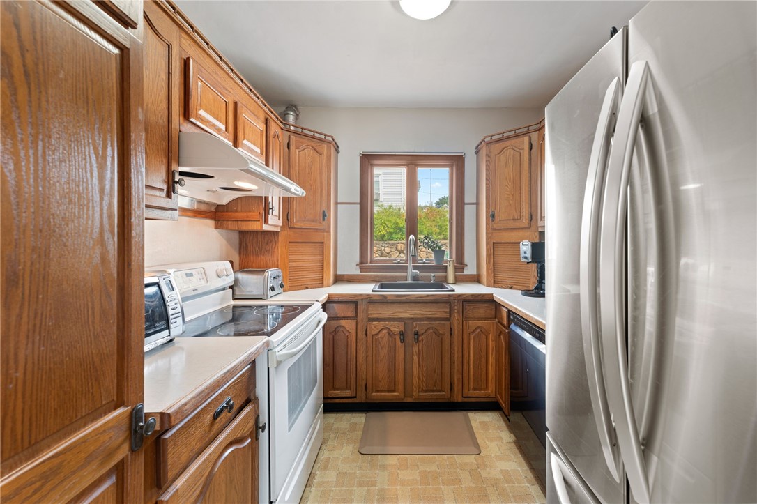 470 Cass Avenue Woonsocket, RI 02895 - Photo 21 of 48