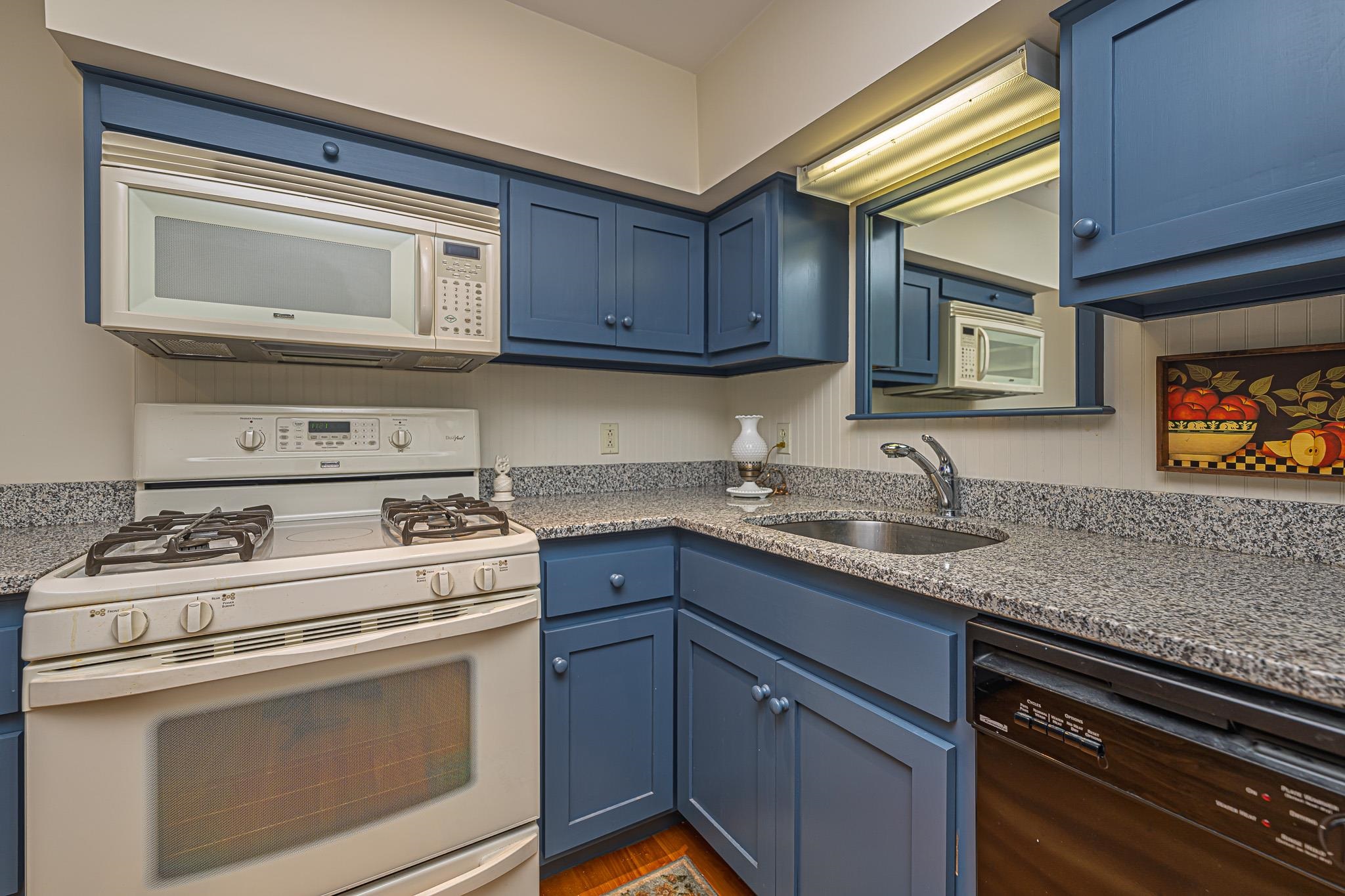 1502 King Hill Road New London, NH 03257 - Photo 42 of 59