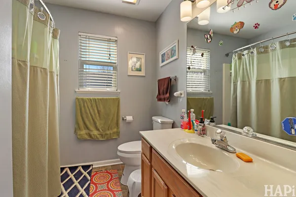 $399,900 | 711 Wedgewood Trail, McHenry, IL 60050