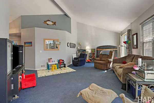 $399,900 | 711 Wedgewood Trail, McHenry, IL 60050