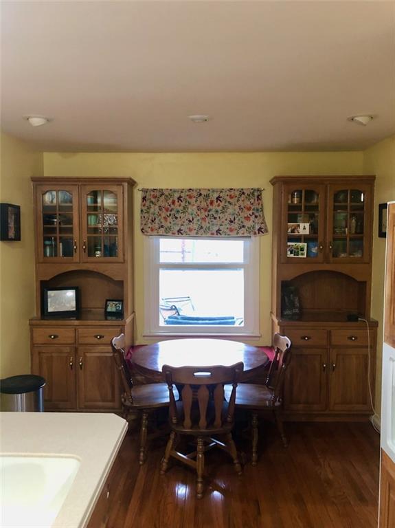 3020 Taylor Road Columbus, IN 47203 - Photo 4 of 13 Gallery Image 4