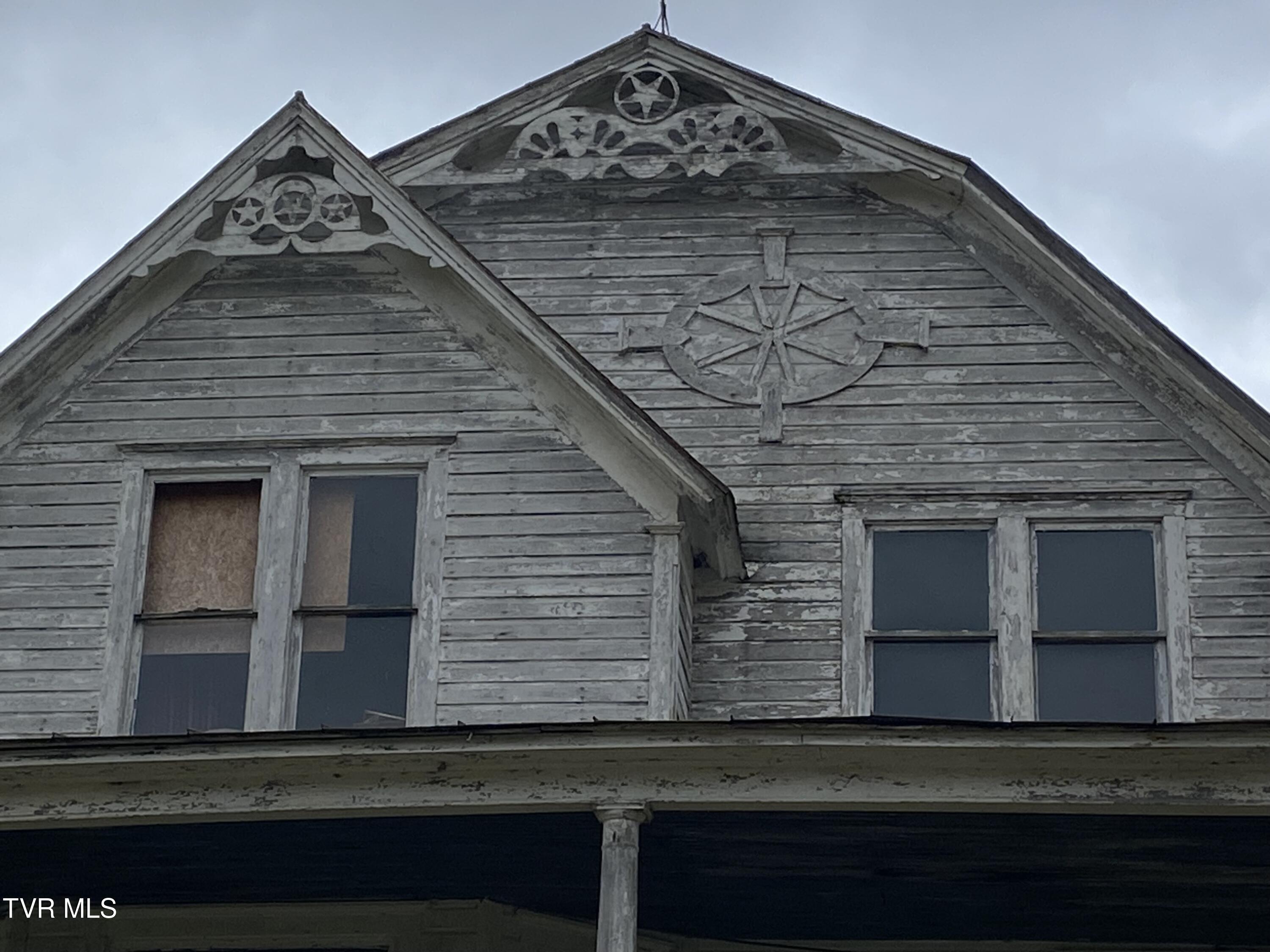 214 Comers Creek Road Sugar Grove, VA 24375 - Photo 12 of 42 IMG_7027