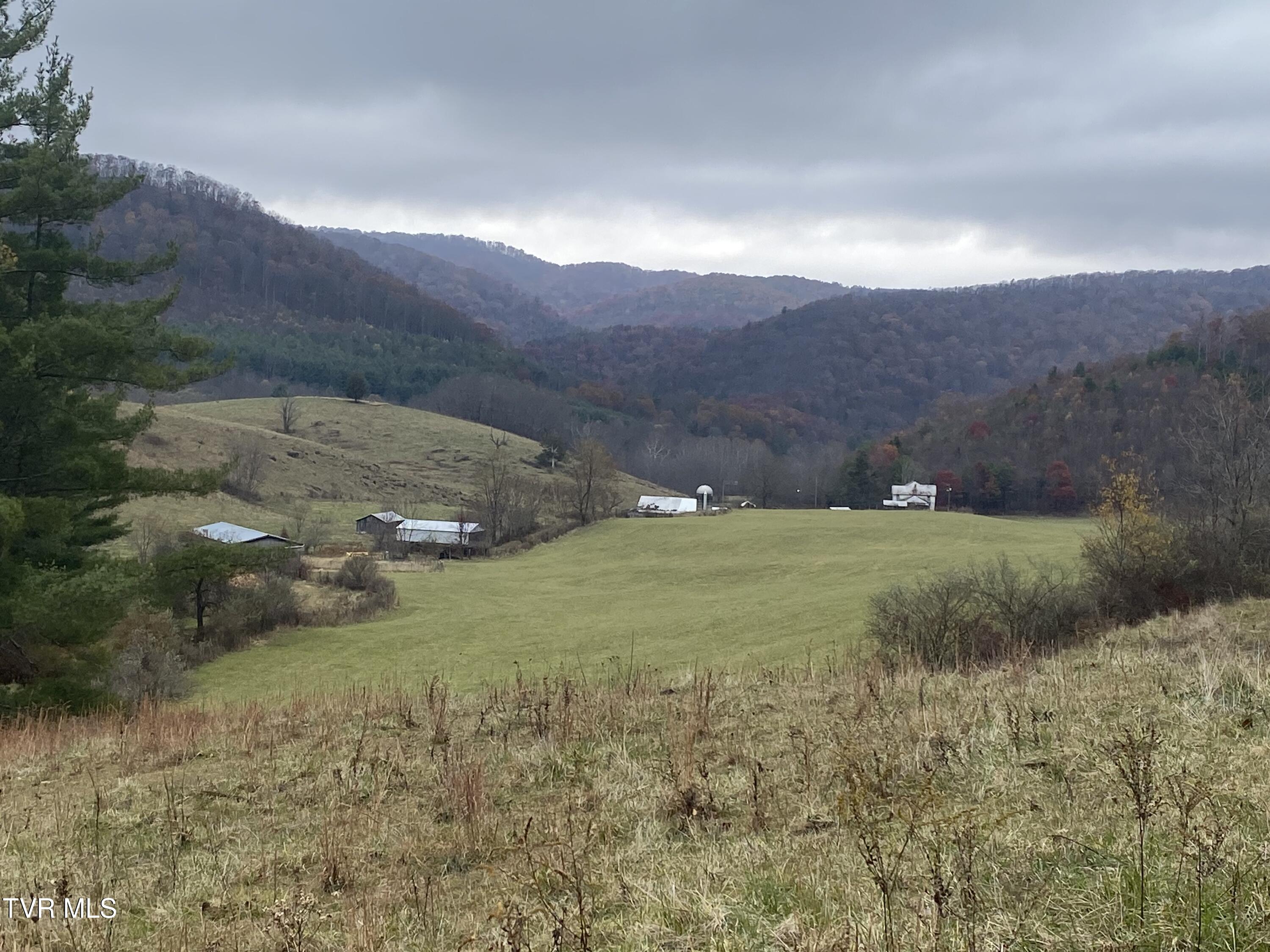 214 Comers Creek Road Sugar Grove, VA 24375 - Photo 20 of 42 IMG_6993