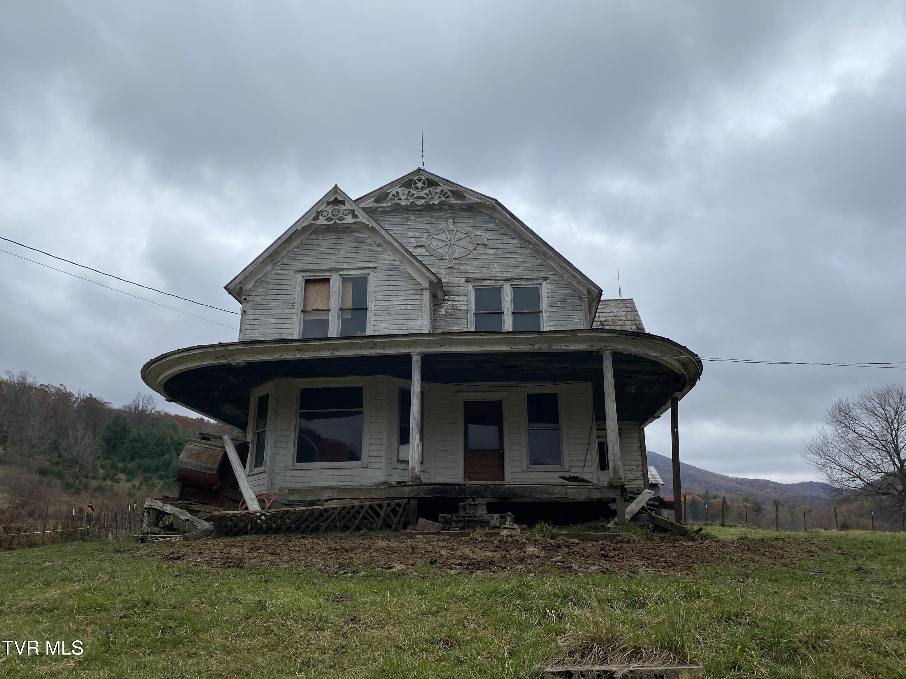 214 Comers Creek Road Sugar Grove, VA 24375 - Photo 41 of 42 IMG_7026