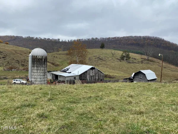 $1,400,000 | 214 Comers Creek Road, Sugar Grove, VA 24375