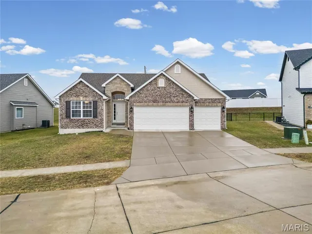 $439,900 | 1868 Sunset Ridge, Festus, MO 63028