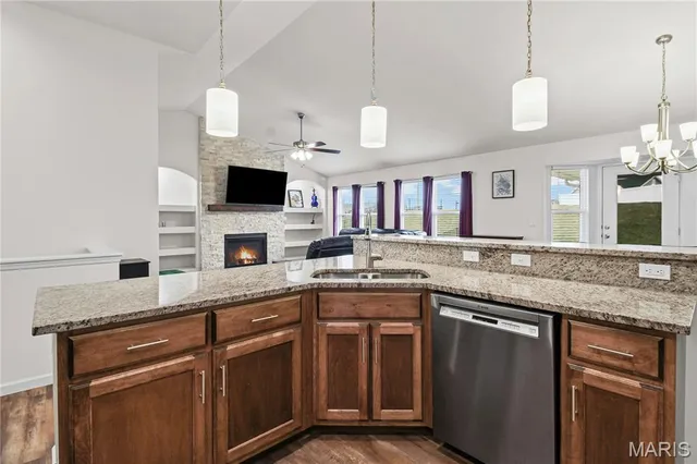 $439,900 | 1868 Sunset Ridge, Festus, MO 63028