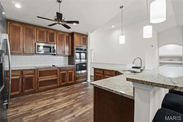 $439,900 | 1868 Sunset Ridge, Festus, MO 63028