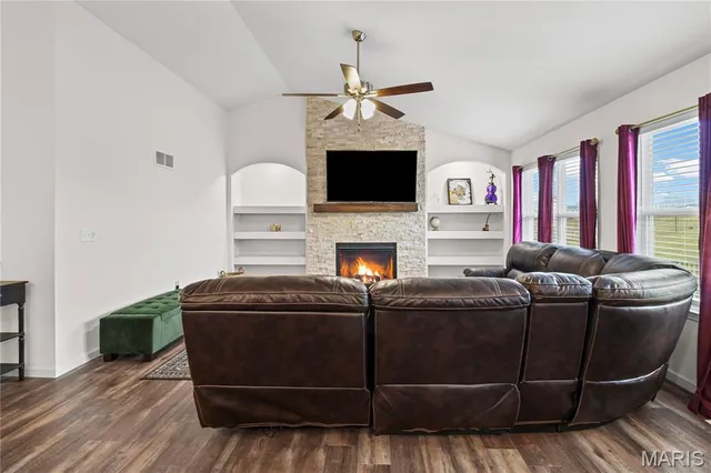 $439,900 | 1868 Sunset Ridge, Festus, MO 63028