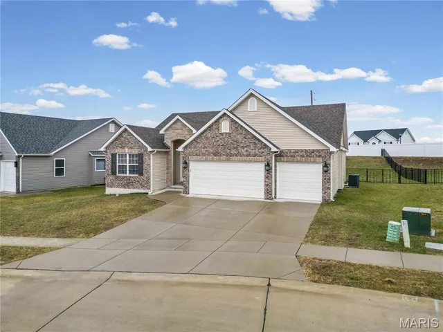 $439,900 | 1868 Sunset Ridge, Festus, MO 63028