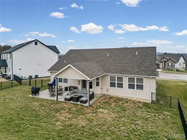 $439,900 | 1868 Sunset Ridge, Festus, MO 63028