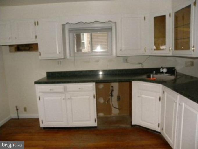 1245 Greystone Road Halethorpe, MD 21227 - Photo 13 of 19 Kitchen #2