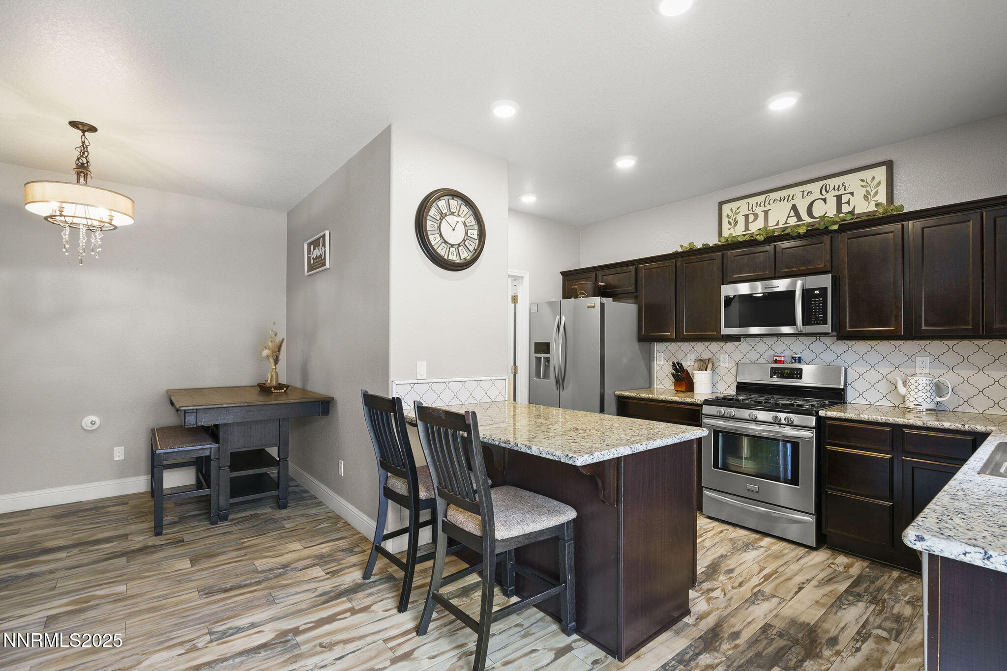 18573 Outpost Court Reno, NV 89508 - Photo 9 of 25 8-web-or-mls-_DSC0926