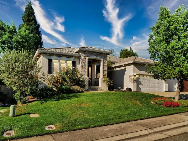 $945,000 | 1666 Renpoint Way, Folsom, CA 95630