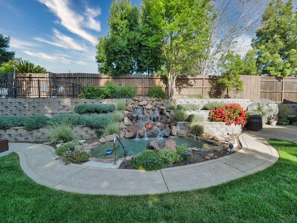 $945,000 | 1666 Renpoint Way, Folsom, CA 95630