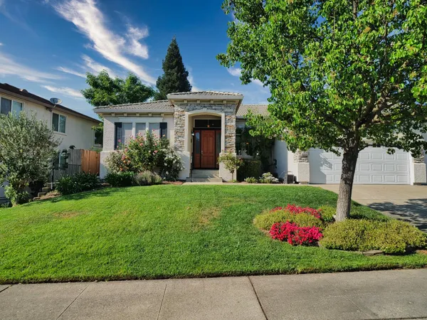 $945,000 | 1666 Renpoint Way, Folsom, CA 95630