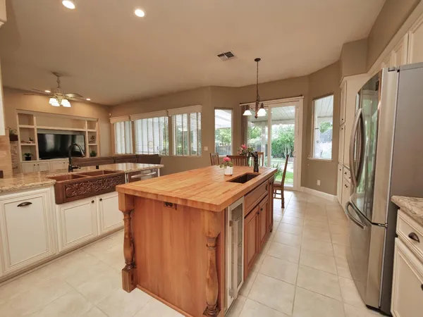 $945,000 | 1666 Renpoint Way, Folsom, CA 95630