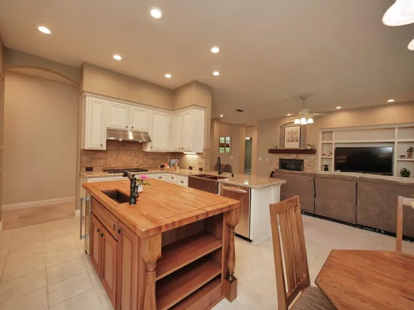 $945,000 | 1666 Renpoint Way, Folsom, CA 95630