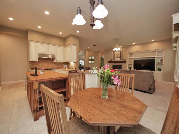 $945,000 | 1666 Renpoint Way, Folsom, CA 95630