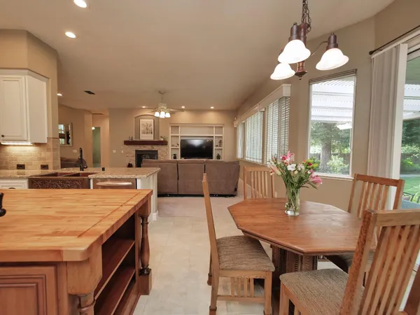 $945,000 | 1666 Renpoint Way, Folsom, CA 95630