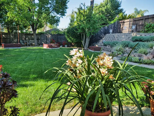 $945,000 | 1666 Renpoint Way, Folsom, CA 95630