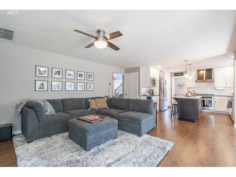 1296 Keystone Loop Northeast Keizer, OR 97303 - Photo 20 of 47 Gallery Image 20