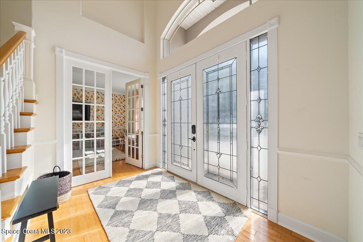 250 Baytree Drive Melbourne, FL 32940 - Photo 4 of 61 a view of a entryway