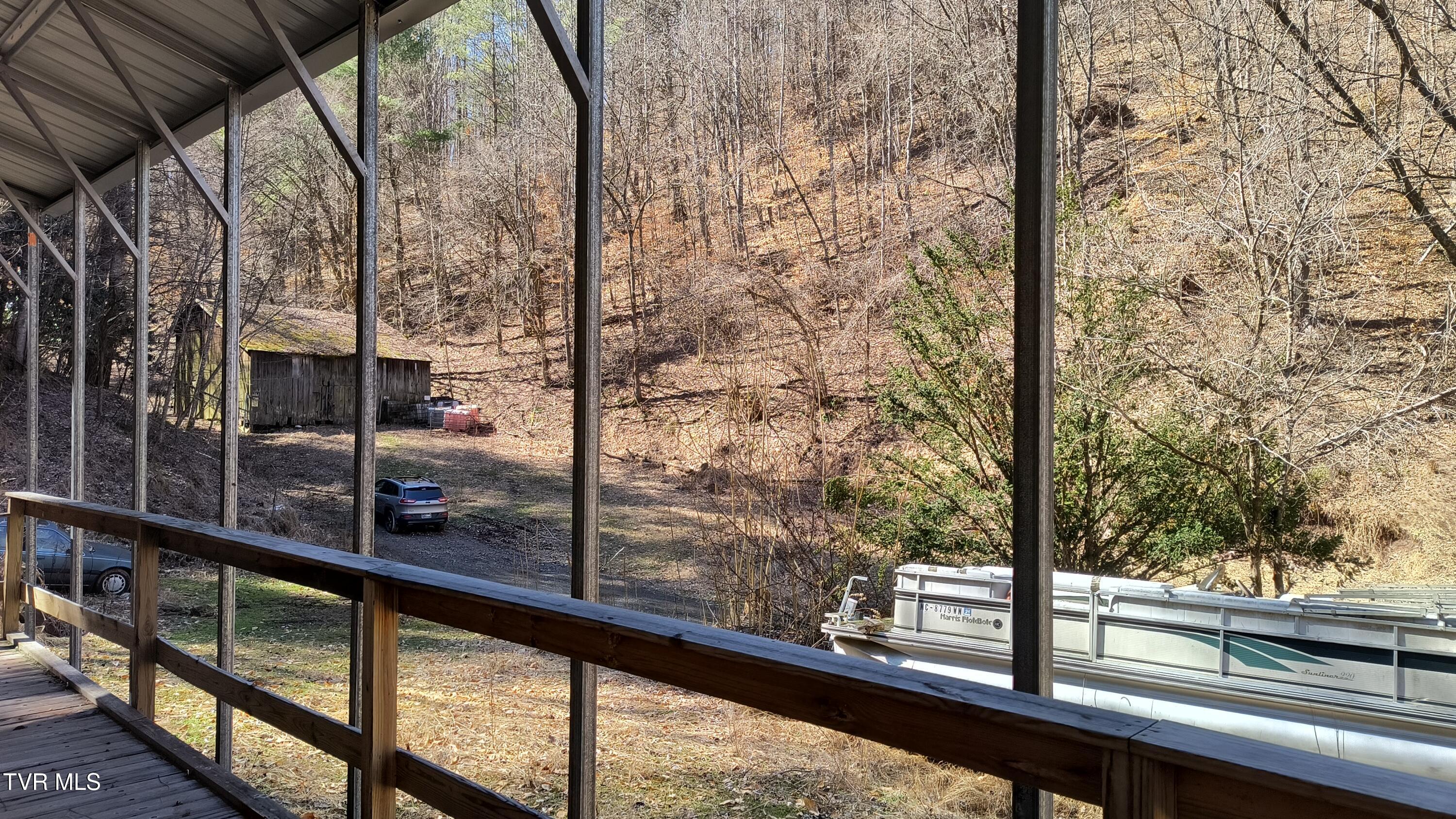 841 Green Road Butler, TN 37640 - Photo 31 of 55 IMG_20250225_124913219_HDR