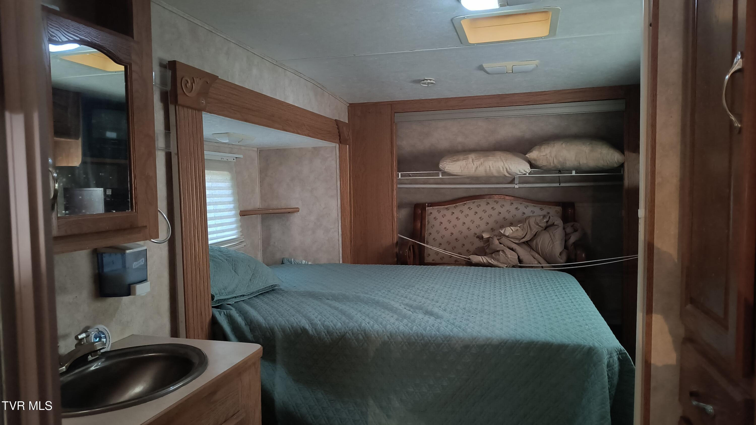 841 Green Road Butler, TN 37640 - Photo 37 of 55 IMG_20250225_124719899_HDR