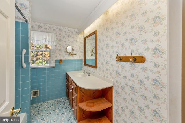 $638,000 | 125 Oak Street, Downingtown, PA 19335