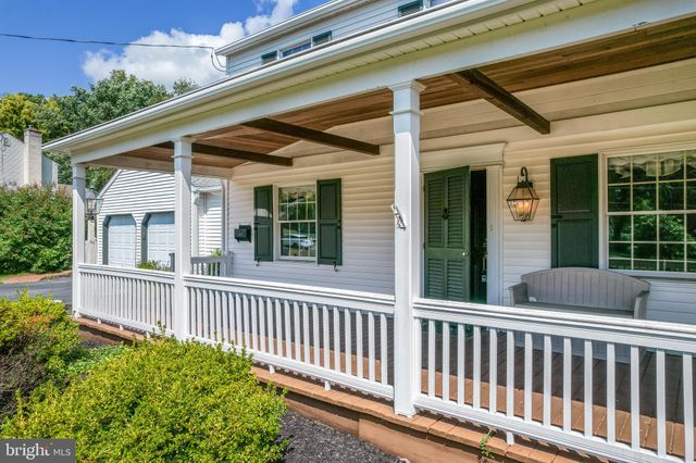 $638,000 | 125 Oak Street, Downingtown, PA 19335