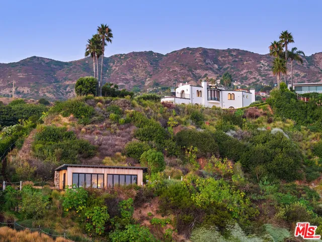 $11,450,000 | 32804 Pacific Coast Highway, Malibu, CA 90265