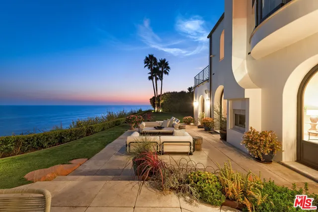 $11,450,000 | 32804 Pacific Coast Highway, Malibu, CA 90265