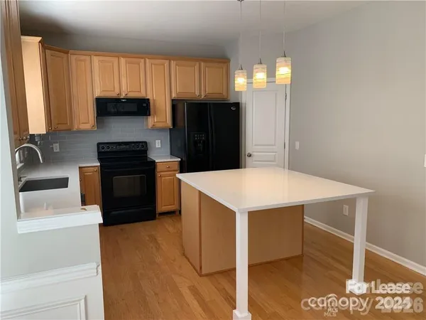 $2,400 | 15262 Kessler Drive, Charlotte, NC 28277