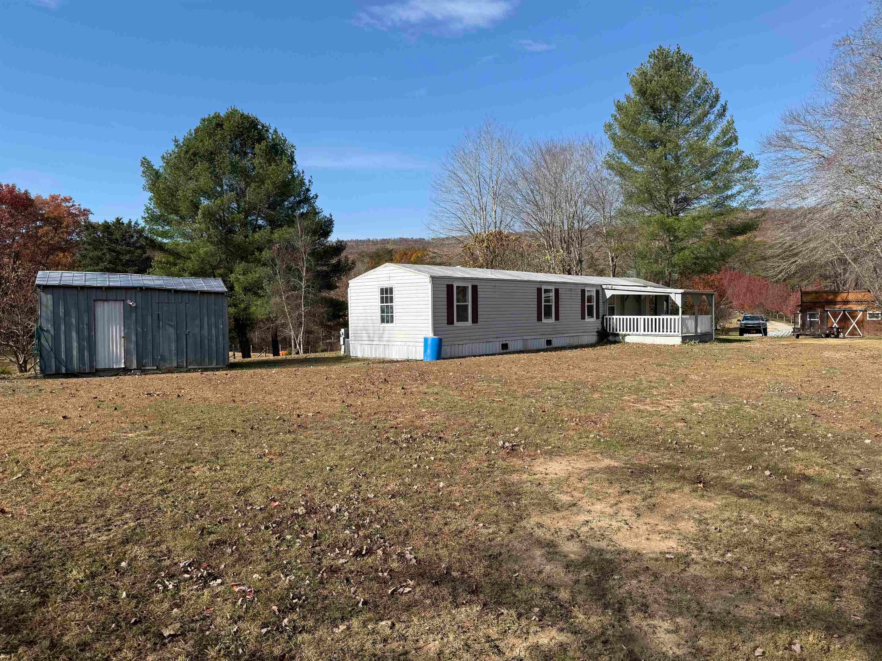 3049 Flatwoods Road Elliston, VA 24087 - Photo 4 of 28 Gallery Image 4