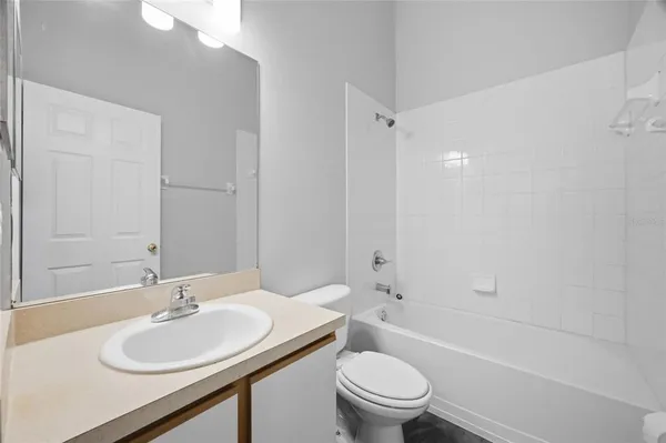 $2,100 | 6407 Barksdale Way, Riverview, FL 33578