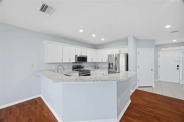 $2,100 | 6407 Barksdale Way, Riverview, FL 33578