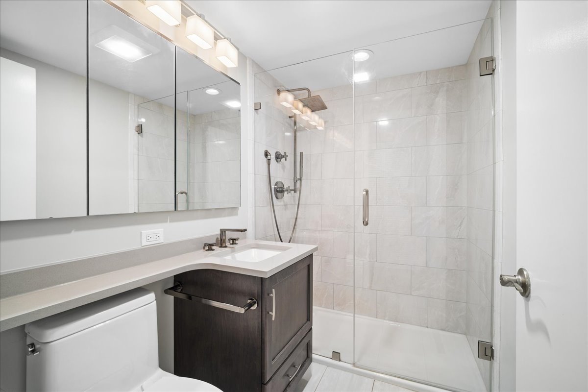 319 Vine Avenue, Unit A Park Ridge, IL 60068 - Photo 12 of 15