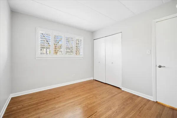 $2,450 | 319 Vine Avenue, Unit A, Park Ridge, IL 60068